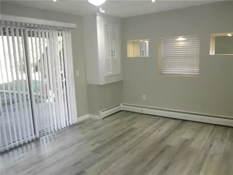 Living - 52 Walker St, Seekonk, MA 02771 photo 5 of 5