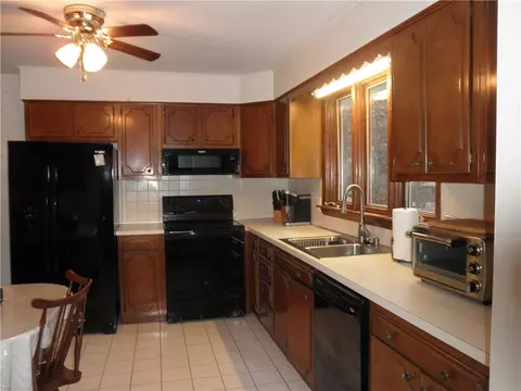 Kitchen - 52 Walker St, Seekonk, MA 02771 photo 1 of 4