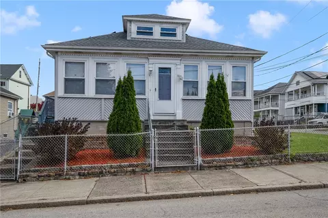 75 Larch St, Pawtucket, RI 02860