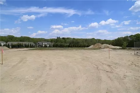 61 Harris Rd, Smithfield, RI 02917