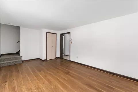 Living - 12 Batterson Ave, Westerly, RI 02891 photo 8 of 9