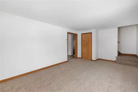 Living - 12 Batterson Ave, Westerly, RI 02891 photo 5 of 9