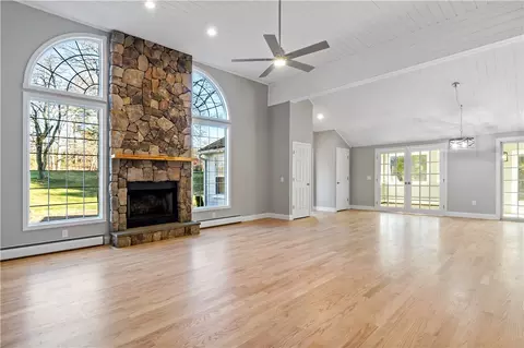1268 Main St, Coventry, RI 02816