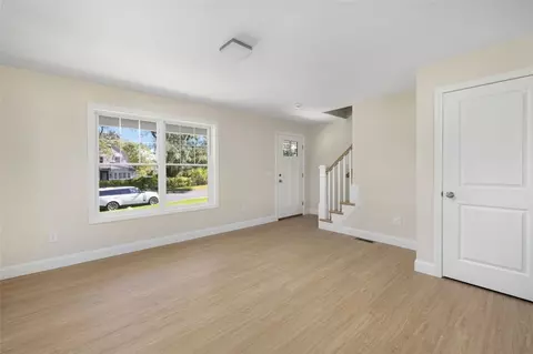 71 Pinehurst Ave, Warwick, RI 02889 photo 10