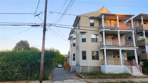 126 Welles St, Woonsocket, RI 02895