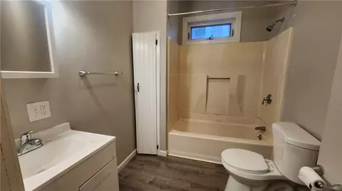Bath - 126 Welles St, Woonsocket, RI 02895 photo 4 of 4