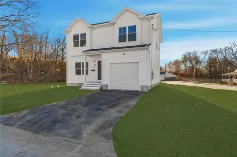 Exterior - 70 Seamans St, Woonsocket, RI 02895 photo 3 of 7