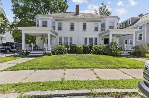 58 Oakley Rd, Woonsocket, RI 02895