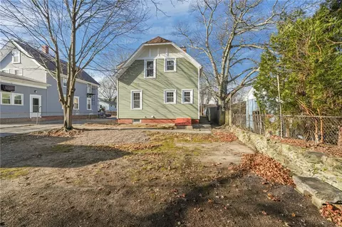 Exterior - 202 Jenckes St, Woonsocket, RI 02895 photo 3 of 4