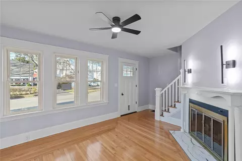 Living - 202 Jenckes St, Woonsocket, RI 02895 photo 5 of 6