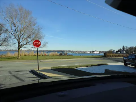 View/Area - 200 Post Rd #104, Warwick, RI 02888 photo 2 of 2