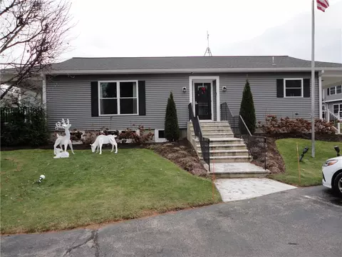 Exterior - 200 Post Rd #104, Warwick, RI 02888 photo 2 of 4