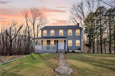 94 Quaker Ln, Scituate, RI 02857