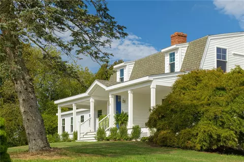 Exterior - 32 Arrowhead Dr, Tiverton, RI 02878 photo 5 of 9