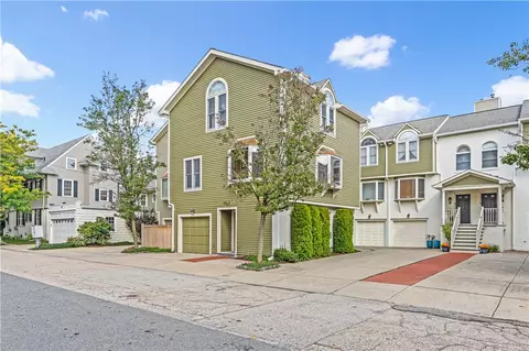 22 Miles Ave, Providence, RI 02906