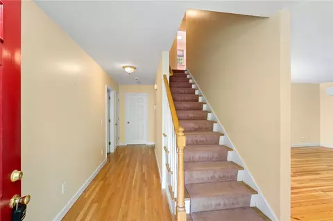 1 Cleo Ct, Westerly, RI 02891 photo 5