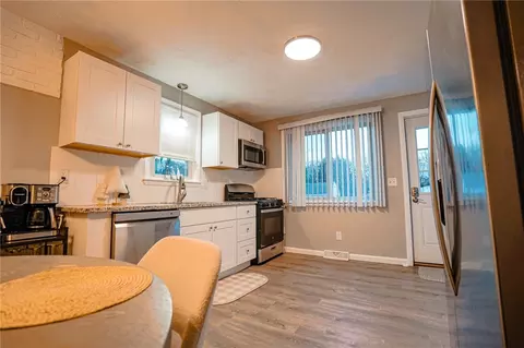 Kitchen - 27 Winifred Ave, Warwick, RI 02889 photo 2 of 2