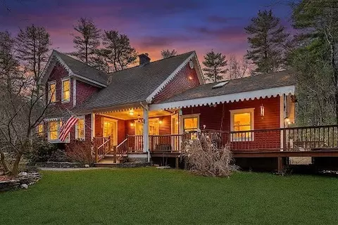 511 Tripps Corner Rd, Exeter, RI 02822