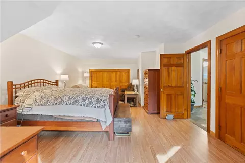 Bedroom - 511 Tripps Corner Rd, Exeter, RI 02822 photo 1 of 7