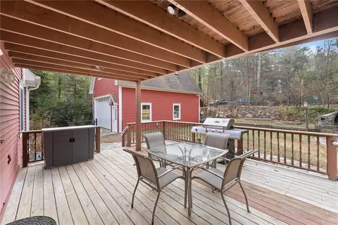 Exterior - 511 Tripps Corner Rd, Exeter, RI 02822 photo 13 of 19