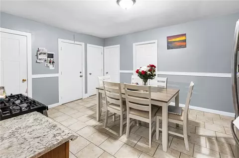 Entry Way - 22 Suffolk St, Providence, RI 02907 photo 3 of 5