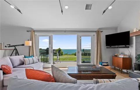 Living - 49 Ocean Dr, Little Compton, RI 02837 photo 2 of 9