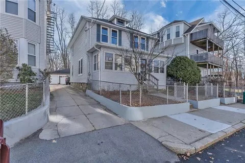 Exterior - 70 Park Pl, Woonsocket, RI 02895 photo 3 of 5