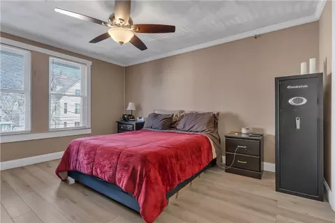Bedroom - 70 Park Pl, Woonsocket, RI 02895 photo 1 of 5