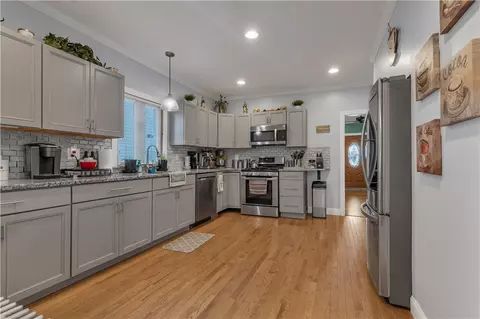 Kitchen - 70 Park Pl, Woonsocket, RI 02895 photo 1 of 4