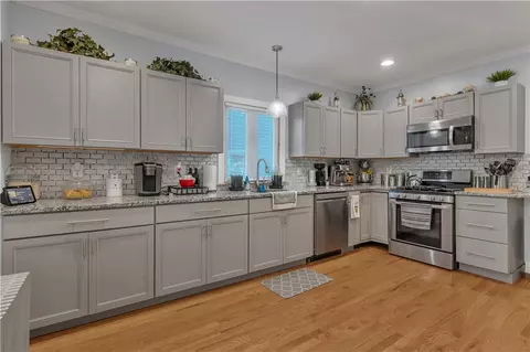 Kitchen - 70 Park Pl, Woonsocket, RI 02895 photo 2 of 4