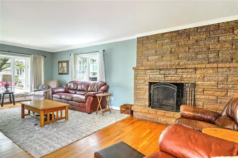 5 High St, Warwick, RI 02886 photo 7