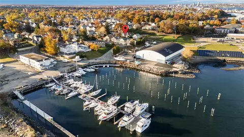 61 Armington St, Cranston, RI 02905