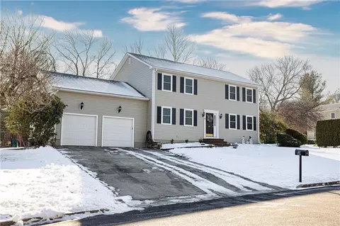 68 Fox Run, Cranston, RI 02921 photo 35