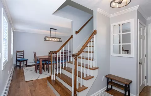 68 Fox Run, Cranston, RI 02921 photo 3