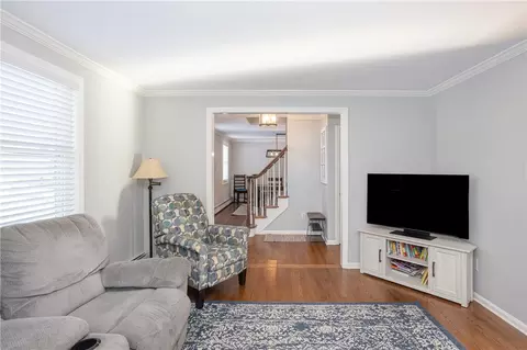 68 Fox Run, Cranston, RI 02921 photo 4