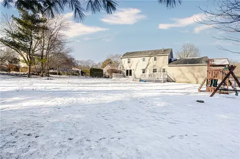 68 Fox Run, Cranston, RI 02921 photo 31