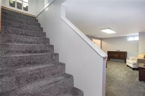68 Fox Run, Cranston, RI 02921 photo 24