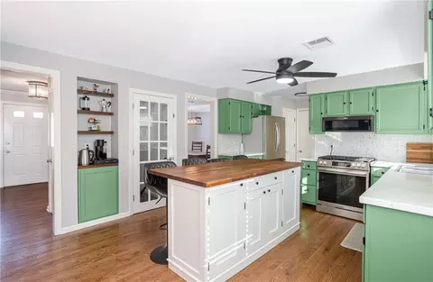 68 Fox Run, Cranston, RI 02921 photo 8