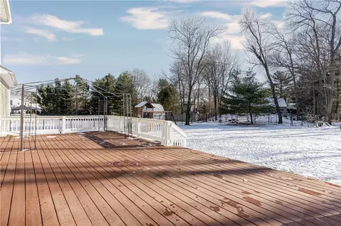 68 Fox Run, Cranston, RI 02921 photo 30