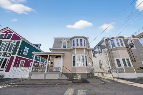 206 Hanover St, Providence, RI 02907