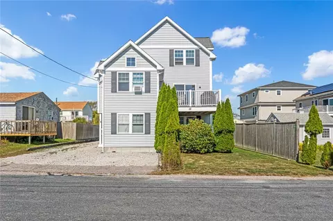 16 Homestead Rd, Narragansett, RI 02882