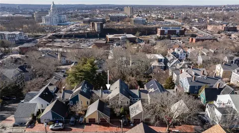 37 Pratt St, Providence, RI 02906