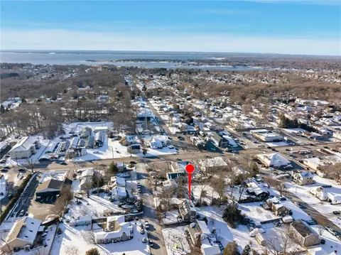 View/Area - 8 Harris Ave, Warren, RI 02885 photo 4 of 5