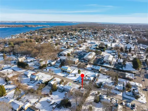 View/Area - 8 Harris Ave, Warren, RI 02885 photo 1 of 5