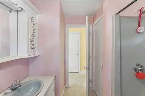 Bath - 8 Harris Ave, Warren, RI 02885 photo 1 of 2