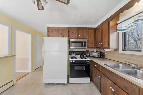 Kitchen - 8 Harris Ave, Warren, RI 02885 photo 3 of 3