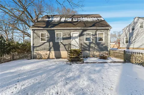 Exterior - 8 Harris Ave, Warren, RI 02885 photo 9 of 9