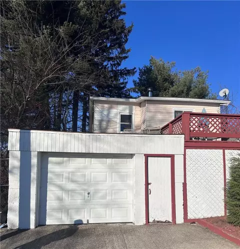 60 Nassau St, Pawtucket, RI 02860
