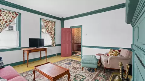 25 Post Rd, Warwick, RI 02888 photo 7
