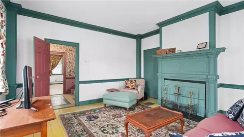 25 Post Rd, Warwick, RI 02888 photo 6